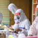 Koreja e Veriut raporton për qindra raste të reja me sëmundjen misterioze