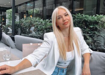 “Ish-gruaja e Visit!”/ Xhemi sqarohet për deklaratët që la të kuptohet se është ndarë: Ishte një batutë, s’jam…