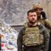 Zelensky viziton ushtarët dhe njerëzit e zhvendosur në frontin Zaporizhzhia