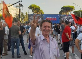 Nga armiq dhe tradhëtarë të Berishës në aleatë e bashkëpunëtorë? Kur dashuria e urrejtja kthehet në parodi!