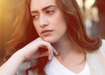 Njihuni me tre femrat më xheloze sipas shenjës së horoskopit