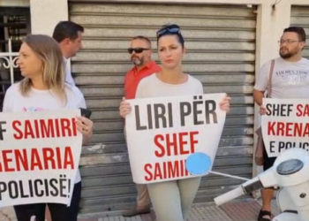 Qytetarët protestuan/Ish-shefi i Rendit dhe 13 punonjësit e policisë së Shkodrës lirohen