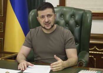 Presidenti Zelensky urdhëron evakuimin e banorëve nga Donjecku: Jeta juaj më e çmuar!
