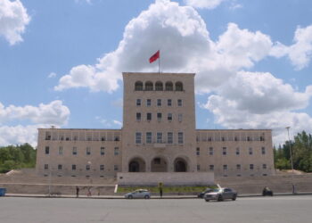 Aplikimi për në universitete, 6 ditë afat për maturantët, në garë dhe të rinjtë nga Kosova