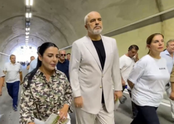 Hapja e tunelit të Skërficës/ Kumbaro: Shtëpitë në Tepelenë e në Gjirokastër janë me pamje nga deti. Balluku: U realizua në dy vjet