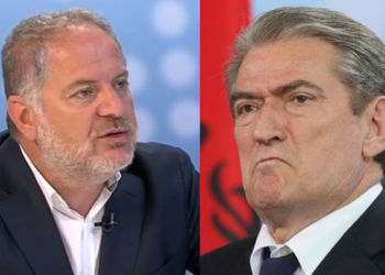 “Nuk e durojnë përçmimin…!”/ Baton Haxhiu: SHBA i kërkoi Britanisë së Madhe të shpallin “non grata” Sali Berishën