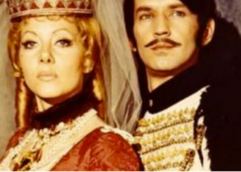 Sadizmi/ Njihuni gruan e tmerrshme, vrau më shumë se 600 njerëz për t’u pirë gjakun. U martua në mosh 13 vjeçare