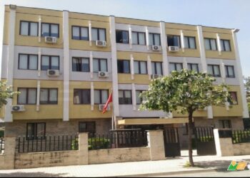 Tentoi të vriste me armë 51-vjeçarin, Gjykata e Lezhës lë në burg autorin