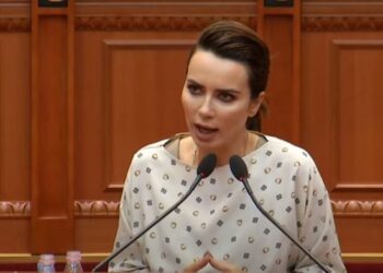 Inceneratorët/ Grida Duma sulmon qeverinë: Këtu po vihet vetëm një bast, kush është i radhës që do ‘ta hajë”