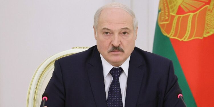 Lukashenko akuzon: Kievi ka hedhur raketa drejt Bjellorusisë
