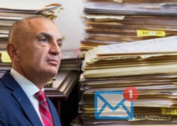 Emri/ Dyshon se Ilir Meta e spiunoi në komunizëm, personi i përmendur në dosje i drejtohet Autoritetit
