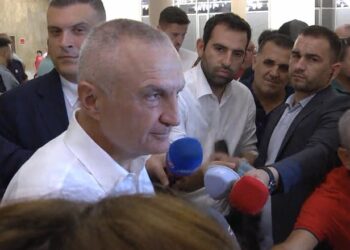 Do ta takoni Berishën? Meta shmang përgjigjen: Nga sot nis puna pa ndërprerje për “Partinë e Lirisë”! Brenda dy muajve mbyllim Konventën