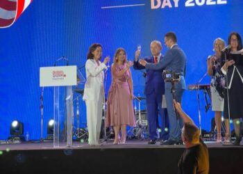 FOTO/ 246-vjetori i Pavarësisë së SHBA, i pranishëm Meta e presidenti i sapozgjedhur Begaj! Priten nga ambasadorja Yuri Kim