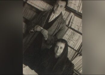 Dalë 77 vite më parë/ Akademiku publikon foton e rrallë të Musine Kokalarit dhe Ramadan Sokolit para se të dënoheshin nga regjimi komunist