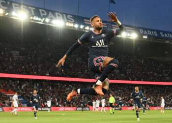 Neymar drejt largimit nga PSG-ja/ Agjentët e brazilianit kontaktojnë ekipin e madh europian