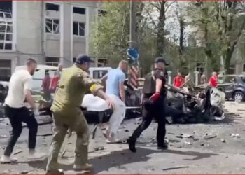 VIDEO/ Raketa ruse mbi qytetin Vinnytsia, 20 të vdekur dhe 50 të plagosur rëndë, dhjetëra të zhdukur nën rrënoja