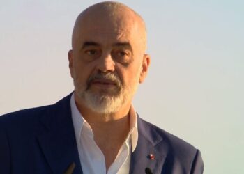 Çmimet e ‘kripura’, reagon Rama: Mësim për ata që abuzojnë, nuk mund t’u biesh çmimeve me top