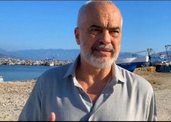 Porti i Ri i Vlorës/ Rama: Do sistemohet e gjithë flota e peshkimit! Brenda gushtit instalohen 2 anije prodhuese të energjisë elektrike