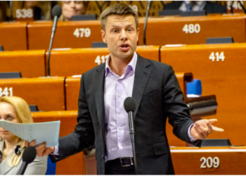 Replikat/ Deputeti ukrainas: Së bashku me Kroacinë do t’i riedukojmë serbët. Vuçiç: Le të bëjnë punën e tyre. I uroj…!