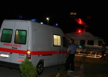 E rëndë/ 10-vjeçari nga Korça goditet nga një kalë, niset në gjendje të rëndë drejt Tiranës