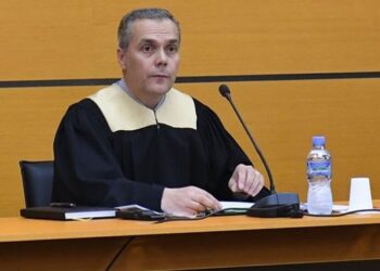 Akuzohet për fshehje pasurie/ GJKKO merr të pandehur anëtarin e KPA-së, Ardian Hajdari