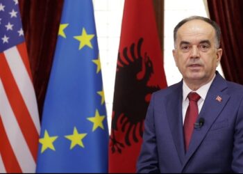 Hapja e negociatave me BE/ Presidenti mesazh për qytetarët: Nëse punojmë së bashku, do t’i përballojmë të gjitha vështirësitë