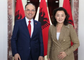 Takimi i parë/ Presidenti Begaj pret ambasadoren Kim: Partneriteti ynë, shumë i çmuar në forcimin e demokracisë dhe prosperitetit