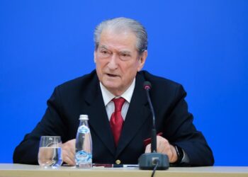 Pas SHBA-së, Berisha merr një tjetër goditje: Më kanë njoftuar që s’mund të hyj dot në Britaninë e Madhe