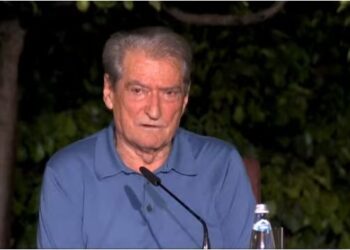 “Është mafia më e rrezikshme e botës”/ ‘Kërcënon’ Berisha: Soros do të shpallet non grata sapo të vijmë në pushtet!