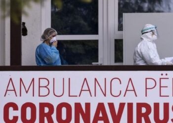 Regjistrohen katër të vdekur dhe mbi 1400 raste të reja me COVID në Kosovë