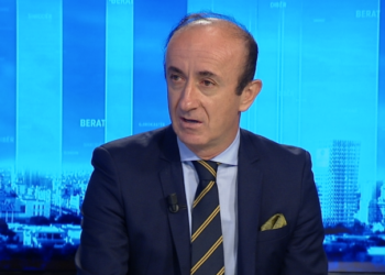 “Jam i bindur se…”/ “Mos ta blejmë naftën e ‘Ballshit’ si importi”, deputeti i PD-së: Sot u bllokuan 80 mijë litra kontrabandë në Durrës, përgëzoj punën e policëve