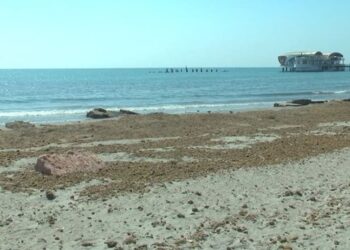 Shpëtoi dy të miturit por nuk doli dot për vete/ Nxirret nga deti trupi i pajetë i 18-vjeçarit në Durrës