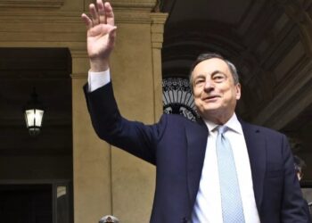 Qeveria italiane merr votëbesimin, por Draghi drejt dorëheqjes/ Si e ‘tradhtuan’ Salvini dhe Berlusconi