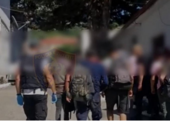 6000 euro për “kokë” për të kaluar drejt BE-së/ Goditet grupi që transportonte emigrantë, zbulohen bazat e strehimit në Kosovë dhe Shqipëri