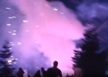Vëlla e motër humbasin jetën si pasojë e shpërthimit të fishekzjarreve