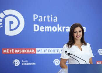 Florjana Garo paralajmëron NATO-n: Pas projektit të Porto Romanos qëndron afera korruptive e Edi Ramës