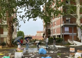 VIDEO/ Tornado merr gjithçka që del përpara, vdes një person nga moti i keq në Itali