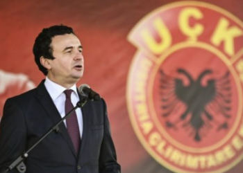 A po planifikon Kurti t’i vizitojë ish-krerët e UÇK-së në Hagë? Flet zëdhënësi i Qeverisë