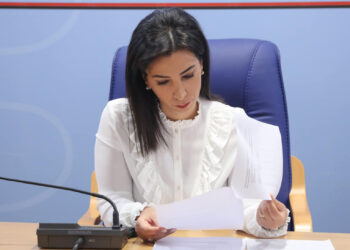 Nga viti që vjen testet e Maturës Shtetërore do të rivlerësohen/ Zbardhet propozimi i Ministres së Arsimit: Mësuesit gabojnë, duhet të shmangim…