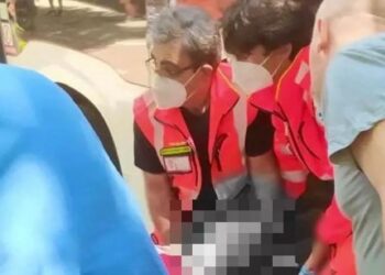 “Ku janë fëmijët e mi”? Shqiptari e goditi 7 herë me thikë, ish-gruaja zgjohet në spital. Avokatët: Ata kishin arritur marrëveshje