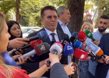Dosja e politikanit të lartë që shërbente në Sigurimin e Shtetit/ Reagon Mediu pas takimit me Nikollën: Do flas me kolegët