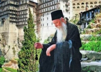 Murgu që jetoi 82 vjet, por nuk pa kurrë grua me sy