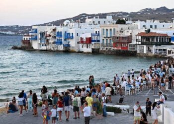 Joshnin vajza të reja, i çonin në Mykonos: Tutori shqiptar dhe ai iranian u ofronin pushime luksoze, më pas i shfrytëzonin për prostitucion. Klientët, biznesmenë të njohur