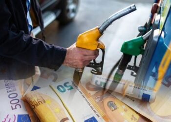 Ulet çmimi i naftës në tregjet amerikane: Ja sa kushton në bursë (Ka shpresë që ta ‘lexojë’ dhe Bordi në Shqipëri)