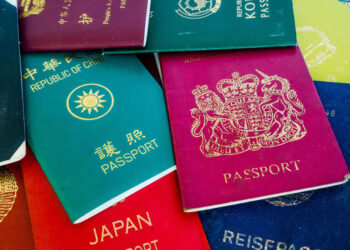 Pasaportat më të fuqishme në botë/ Kryesojnë aziatiket, ku renditet Shqipëria