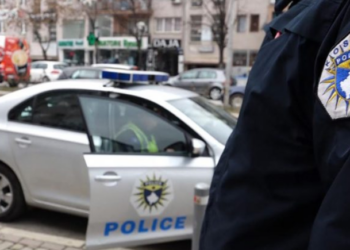 Ngjarje tronditëse para selisë së Kuvendit, një person ther veten me thikë, zbardhen detajet e para