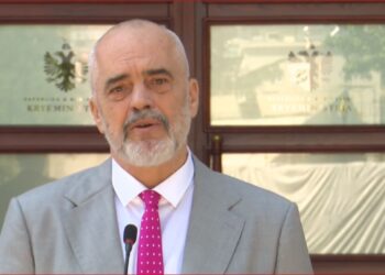 Rama nuk heq dorë nga amnistia fiskale: Do e çojmë përpara. Paragjykimet nuk i pranojmë as nga BE, SHBA e as nga Hëna
