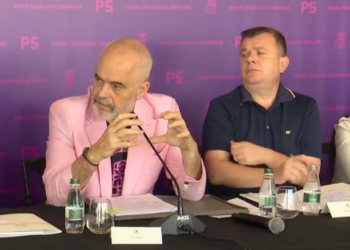 “Shërbimet vetëm me e-Albania”/ Rama fut bashkitë në ‘regjim’ online: Pronarët e hoteleve s’do hapin biznesin sezonin e ardhshëm nëse s’plotësojnë…
