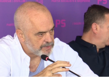 “Ti fole, tani më dëgjoni mua”/ Rama i kthehet Gjicit dhe Ndreut pasi kërkuan investime: Ura e Kukësit është një vepër shumë…