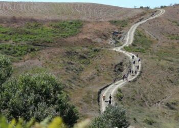 Shqetësimi i Auron Tares: Spanja me një rrugë murgu thith 3 mln vizitorë, ne Egnatian jo vetëm se promovojmë por i futim dhe eskavatorin